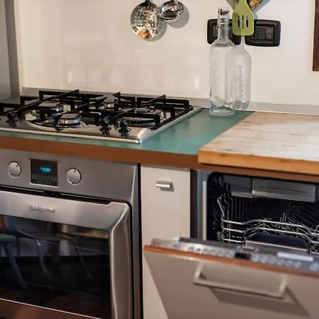 Suite, Con Parcheggio Gratuito Apartment Treviso