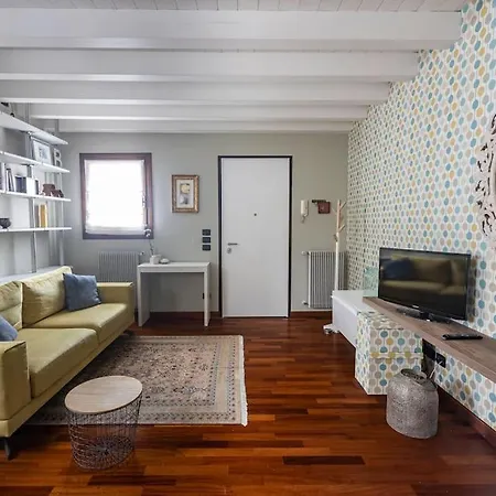Suite, Con Parcheggio Gratuito Apartment